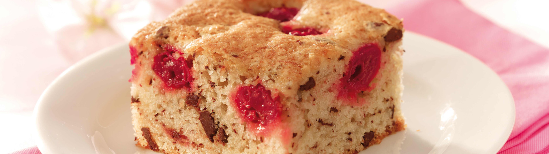 Bananen-Himbeerkuchen mit Schokosplitter