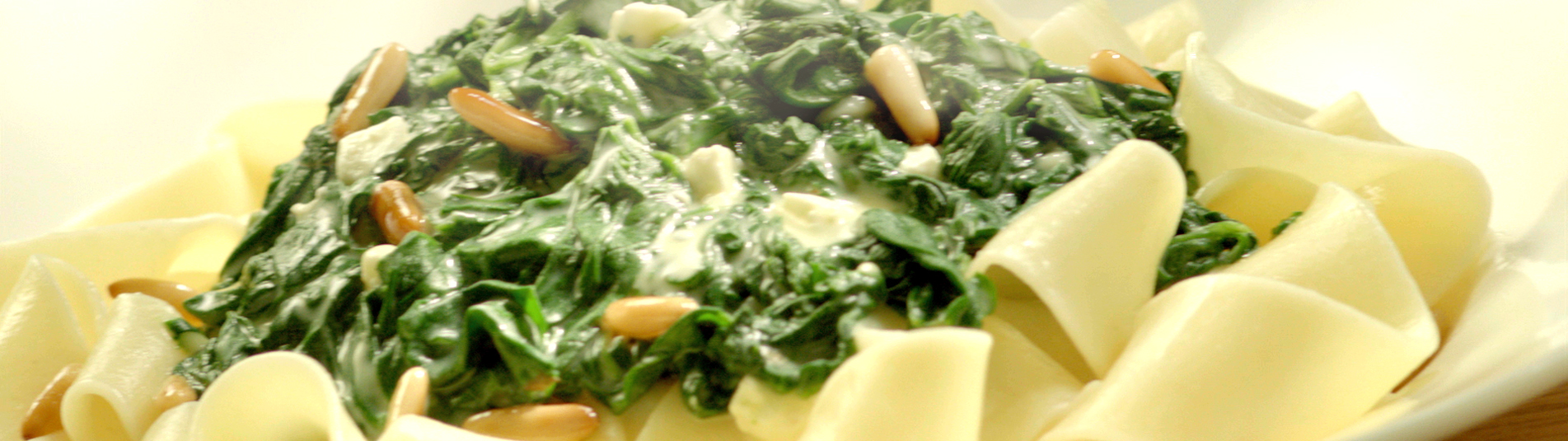 Blattspinat Quattro Formaggi
